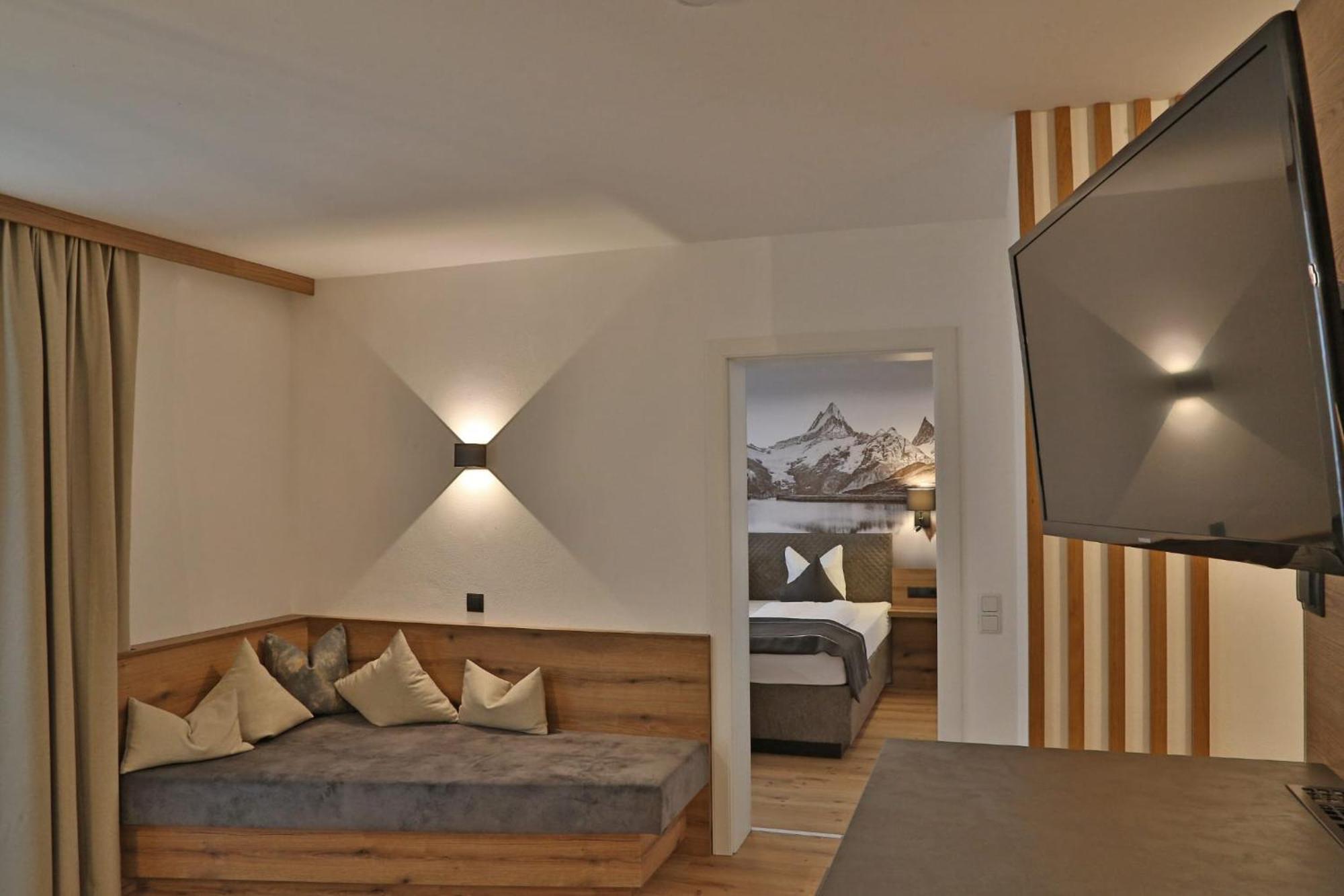 Apartments Kolmblick Герлос Стая снимка
